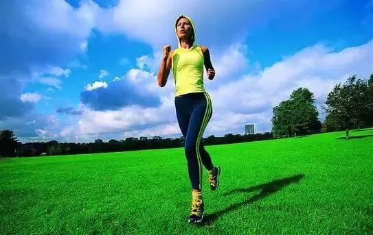 震驚！辦公室里99%都得了這個病，不及時解決危害一生！