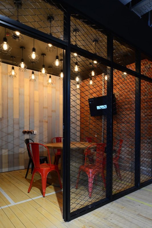 辦公空間，辦公室設(shè)計(jì)，媒體公司辦公室設(shè)計(jì)，現(xiàn)代風(fēng)格辦公室，體育媒體