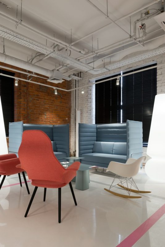 辦公空間，辦公室設(shè)計(jì)，媒體公司辦公室設(shè)計(jì)，現(xiàn)代風(fēng)格辦公室，體育媒體