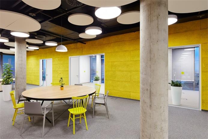 辦公空間，辦公室設(shè)計，科技公司辦公室設(shè)計，現(xiàn)代風(fēng)格辦公室，在線旅行社