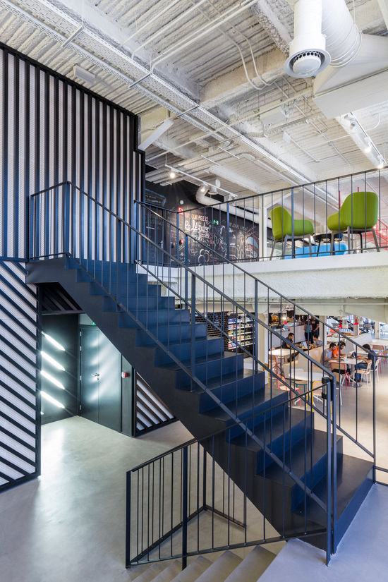 Google馬德里聯(lián)合辦公室:多彩設(shè)計(jì)恰到好處