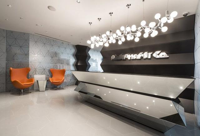 說出來你可能不信，如此暗黑夸張的辦公室竟然來自俄羅斯